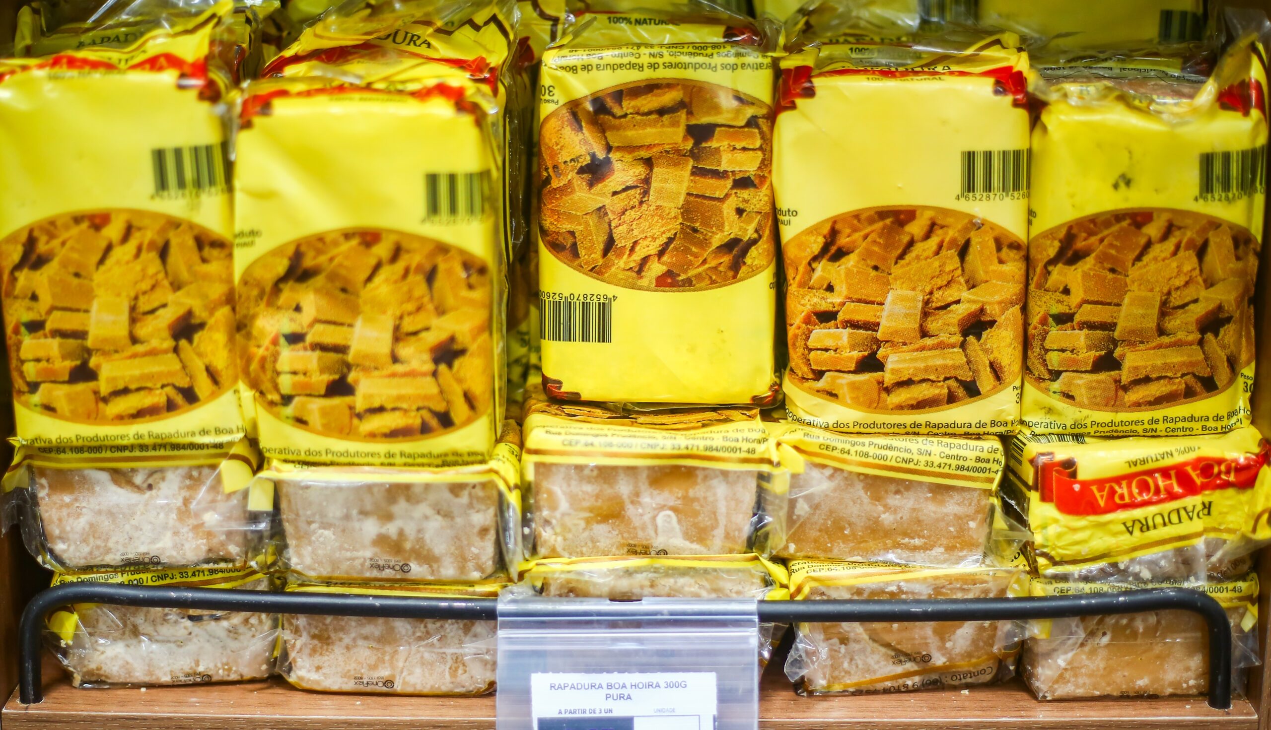 Famílias produtoras de rapadura têm aumento na renda após SAF incluir produto em supermercados