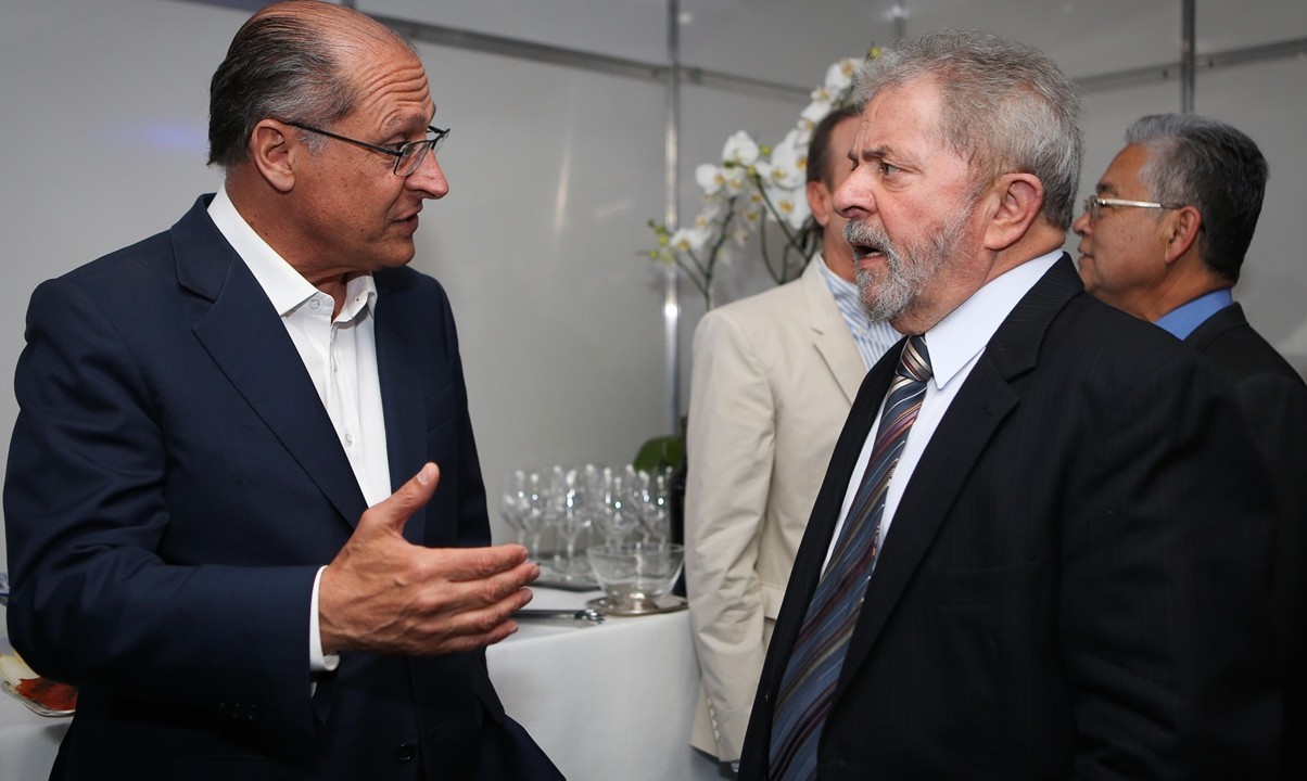 Reeleição em curso: Lula reforça chapa com Alckmin e busca alianças fora do centrão