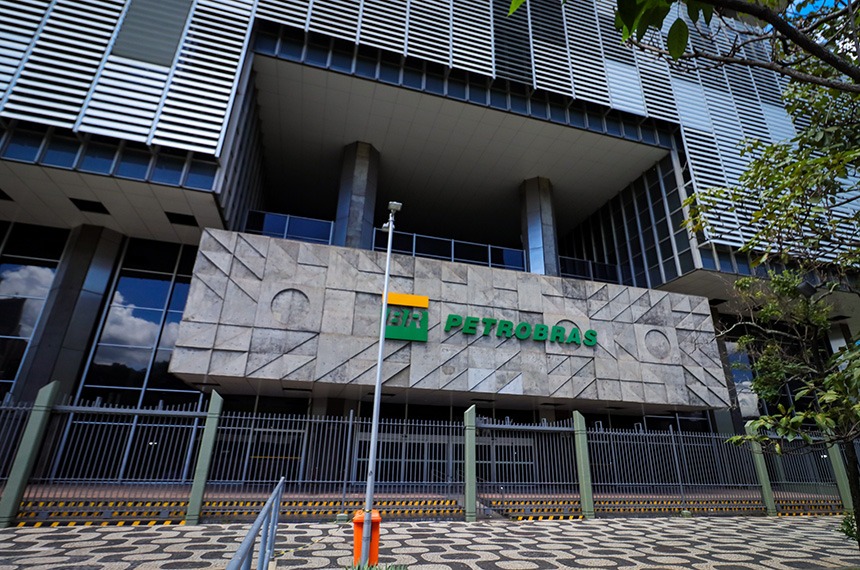 Lei estabelece cota para mulheres em conselhos de administração de estatais