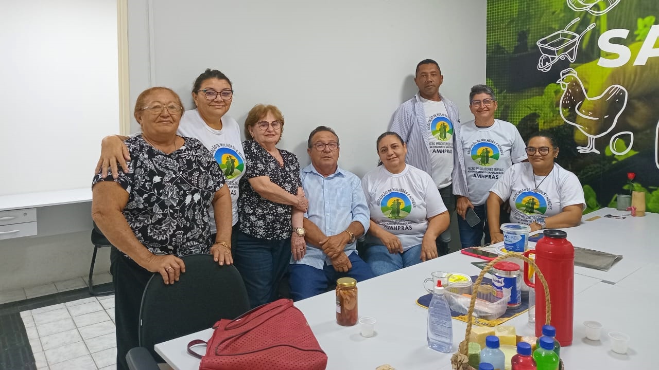 Sada vai levar curso de produção de condimentos a assentamento em Teresina
