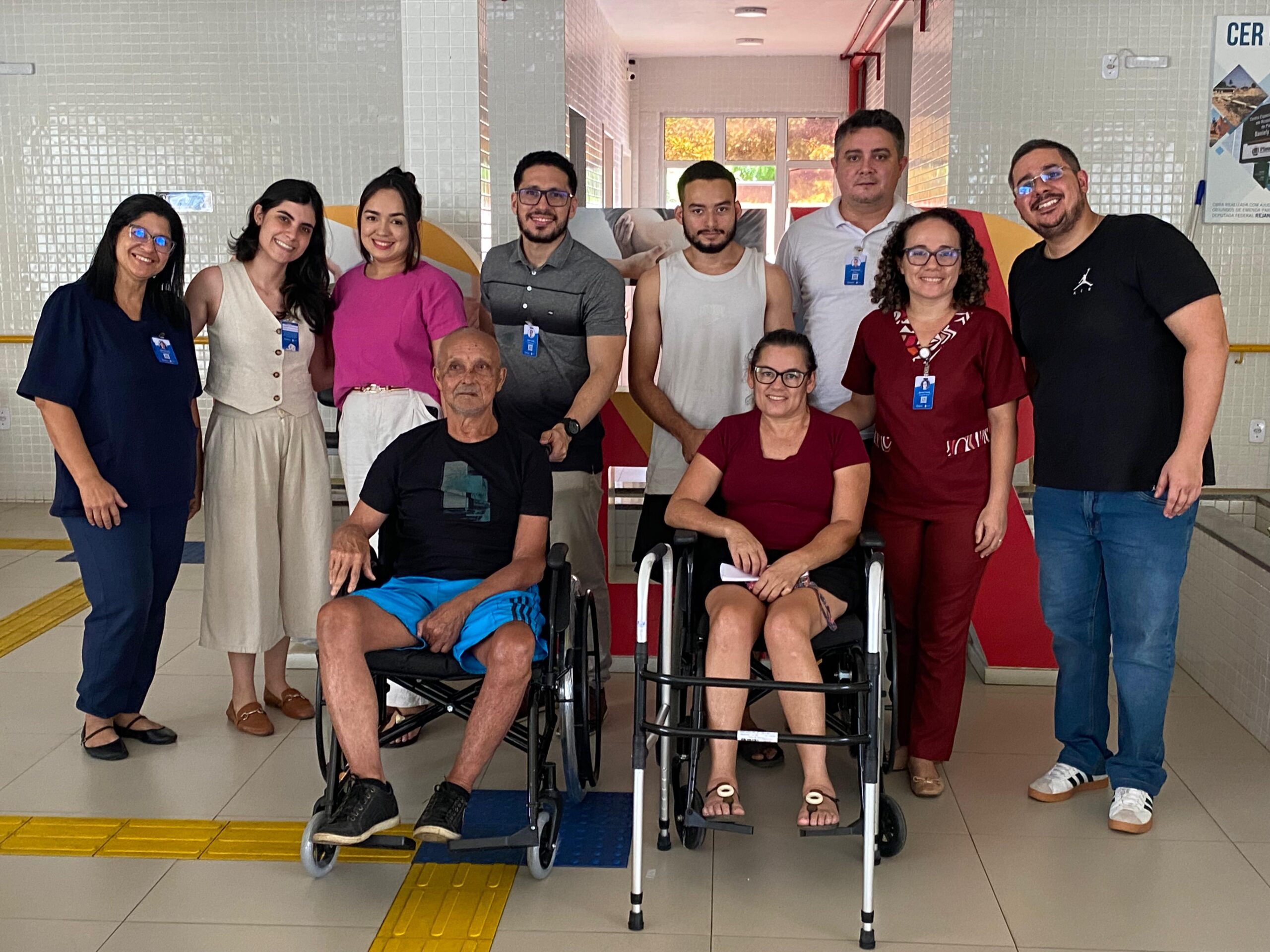 CER IV entrega equipamentos para mobilidade de usuários em reabilitação
