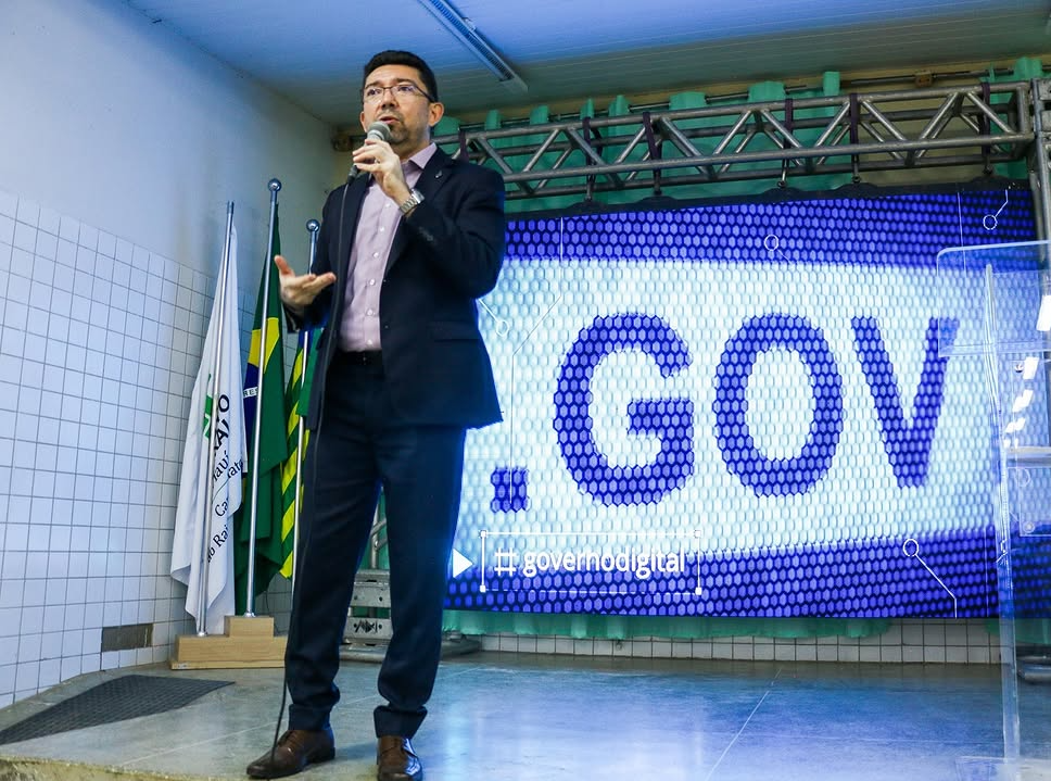 Presidente da Etipi integra debate nacional sobre Tecnologia e Inteligência Artificial no setor público