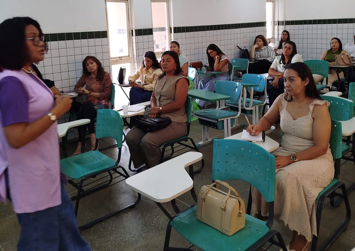 Capacitação do protocolo “Ei, Mermã, Não se Cale!” reúne representantes municipais durante o Diálogos pelo Piauí em São Raimundo Nonato