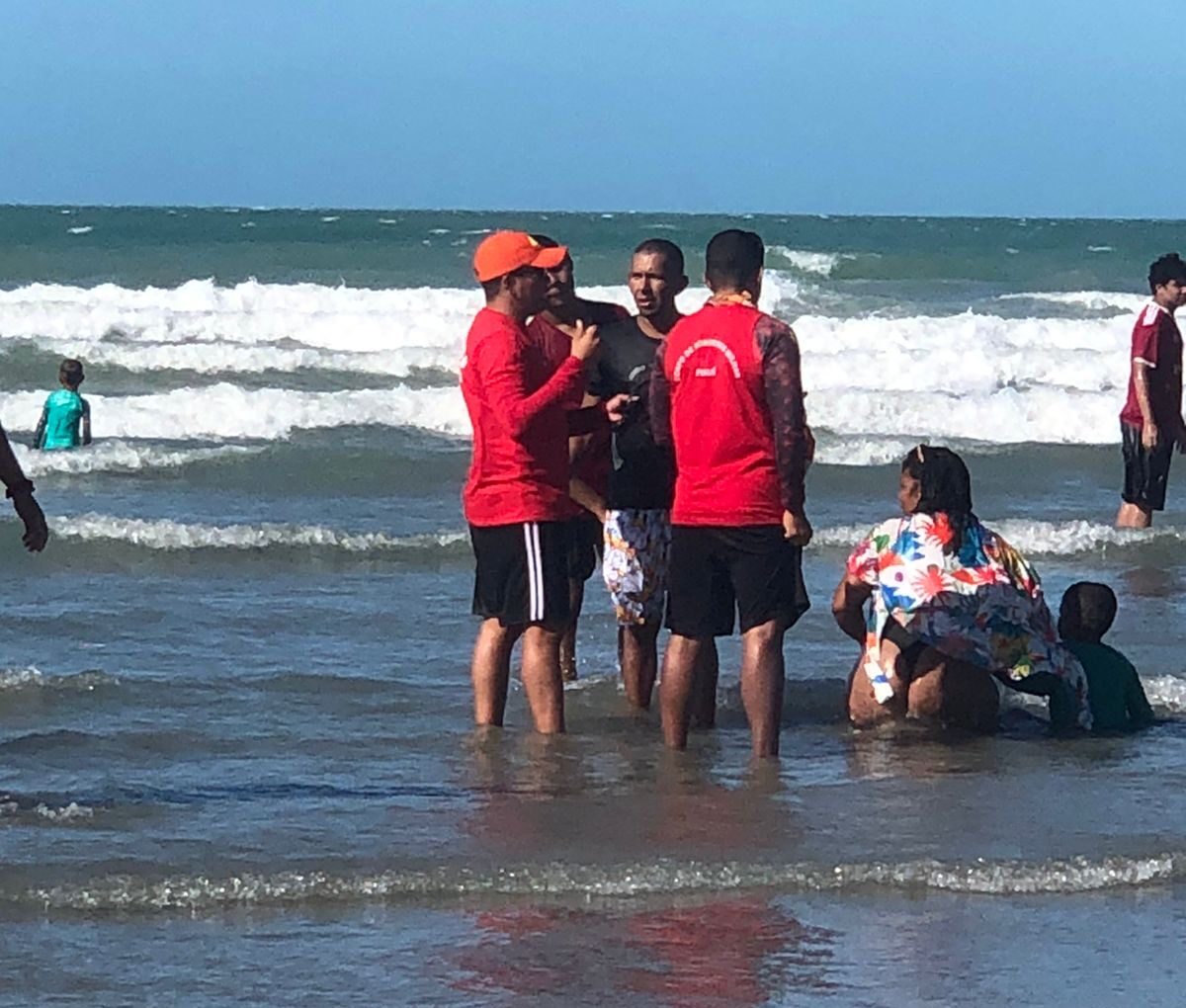 Corpo de Bombeiros reforça segurança no litoral durante Operação Veraneio que vai até dia 4