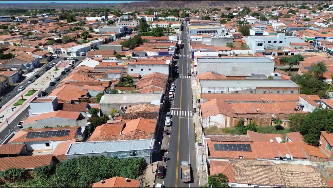 DER anuncia conclusão de 27 mil metros quadrados de asfalto em ruas de Canto do Buriti