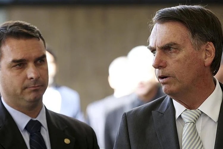 Dias dos Pais: Flavio Bolsonaro tem PL que proíbe saidinha dos presos. E agora?