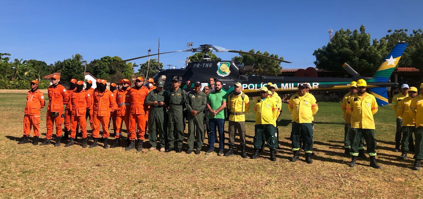 Incêndio em Pavussu e Canto do Buriti é controlado com ação intensa de brigadistas e helicóptero da PM
