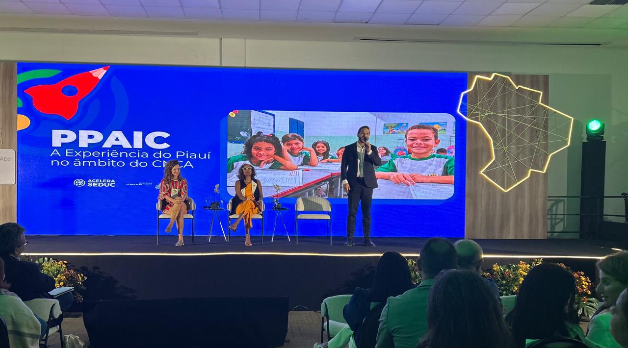 Secretário Washington Bandeira destaca avanços do Piauí em alfabetização na idade certa durante seminário nacional