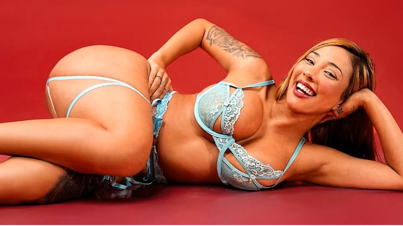 Estrela brasileira de filmes adultos morre aos 28 anos