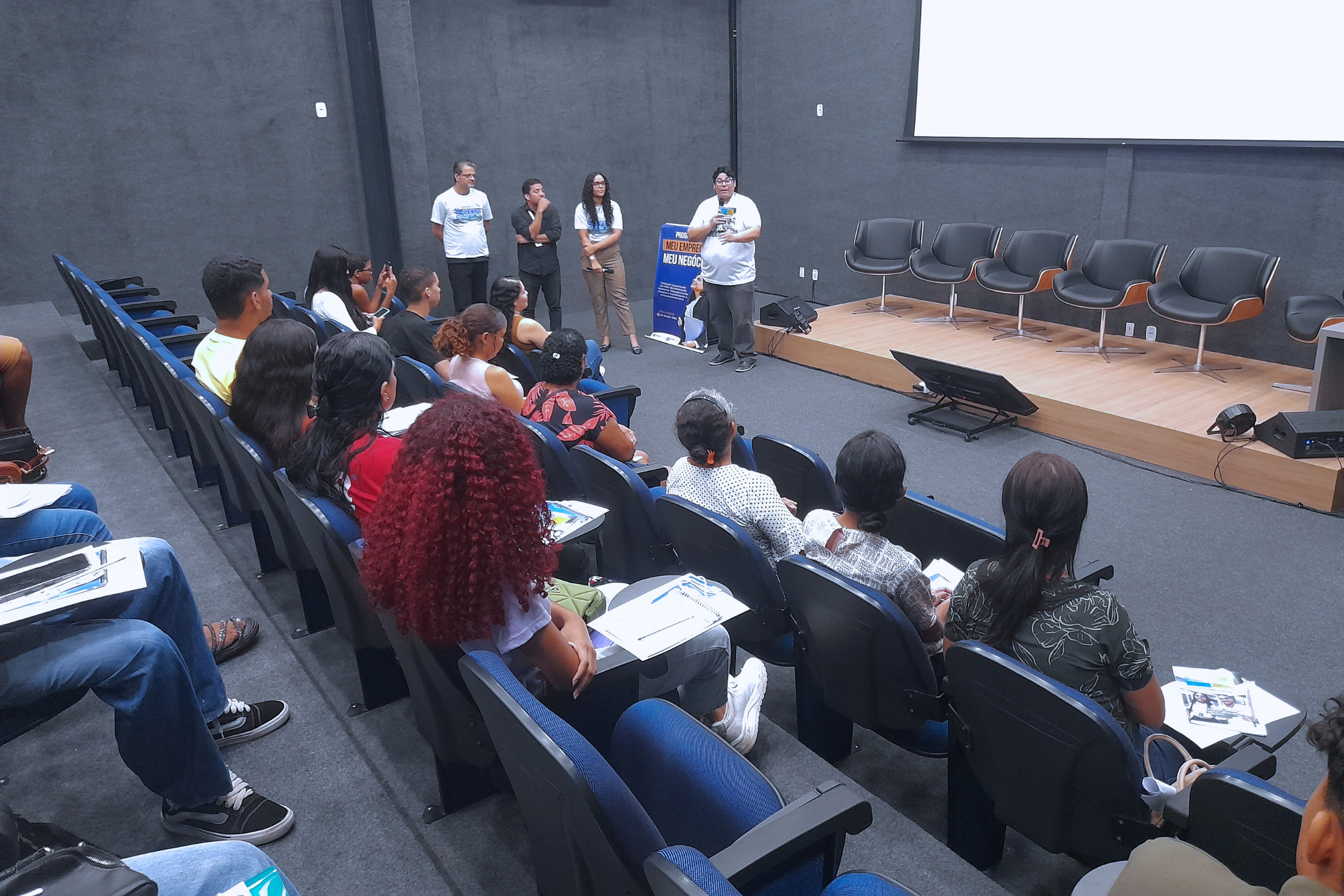 Seplan apresenta Programa Oportunidade Jovem no seminário ‘Meu Primeiro Emprego, Meu Primeiro Negócio’