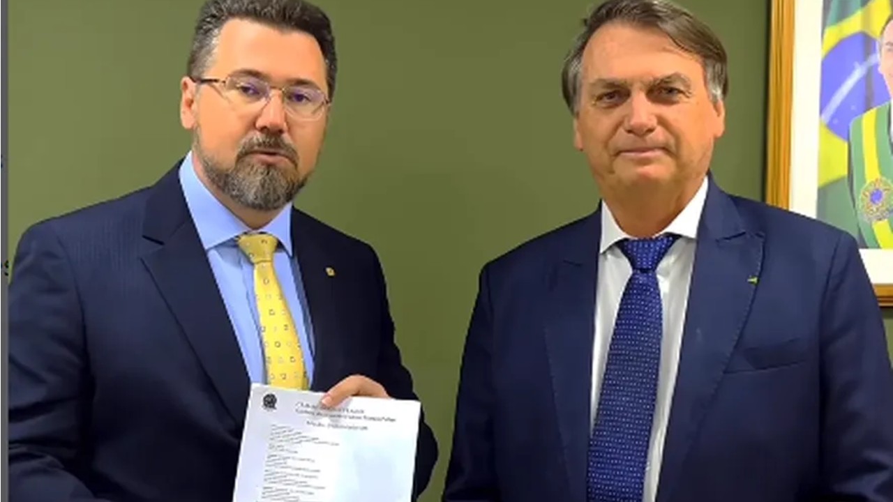Arregar é mania de bolsonarista: deputado diz ser autista para evitar suspensão na Câmara após motim