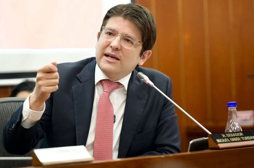 Davi lamenta morte de senador colombiano