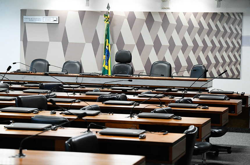 CCJ sabatina indicados para STJ, STM e mais 11 na quarta-feira