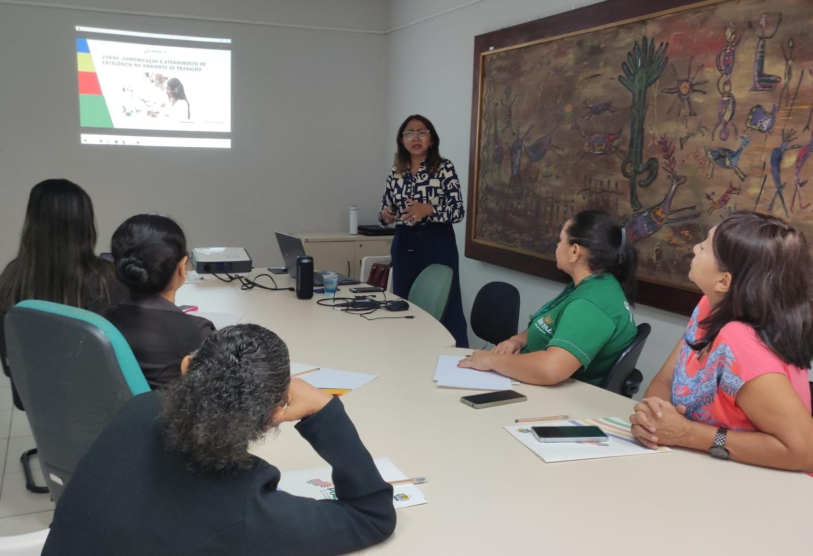 Servidores da Emgerpi participam de qualificação sobre comunicação para um atendimento de excelência
