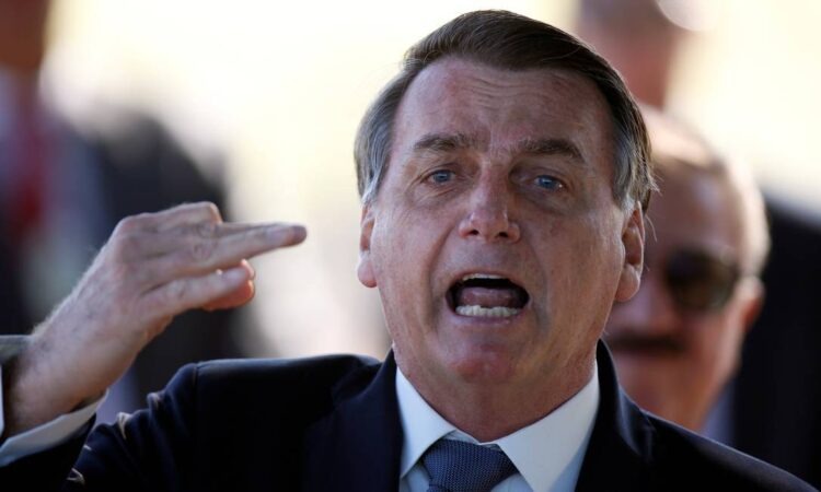 Bolsonaro recua da anistia e aposta no fim do foro privilegiado