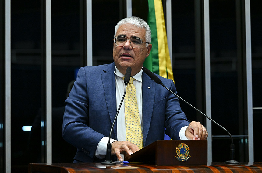 Para Girão, fim do foro privilegiado acabará com 'chantagem institucional'