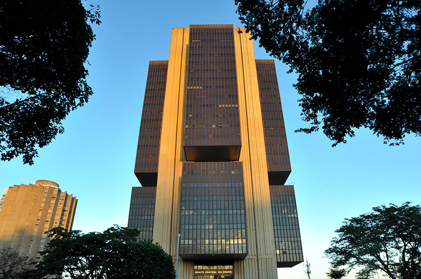 Relator inclui medida para proteger Pix na PEC do Banco Central