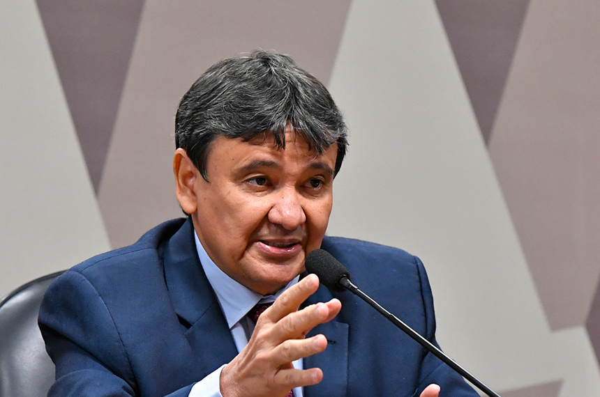 Wellington Dias participa de reunião conjunta de três comissões na quarta