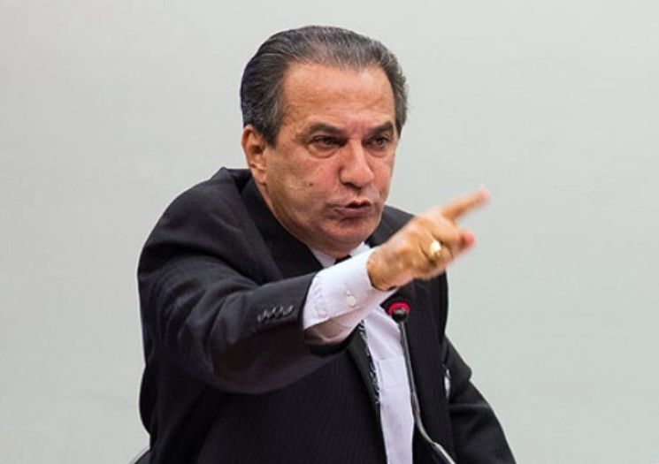 "Povo Abençoado do Brasil". VÍDEO – Malafaia se irrita com investigação do STF e ameaça: “Trump vai saber”
