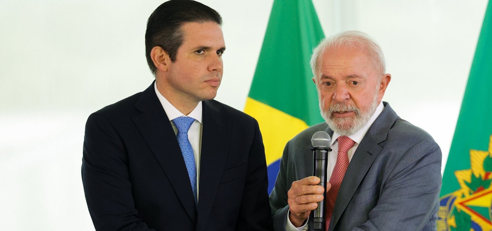Lula se reúne com Hugo Mota e líderes após derrota na CPMI do INSS