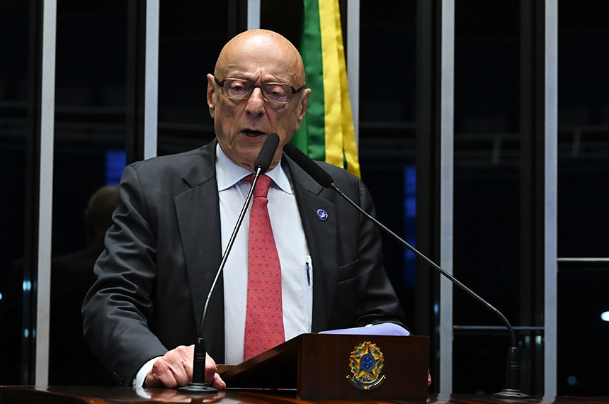 Esperidião Amin celebra aprovação do Código Eleitoral, com voto auditável