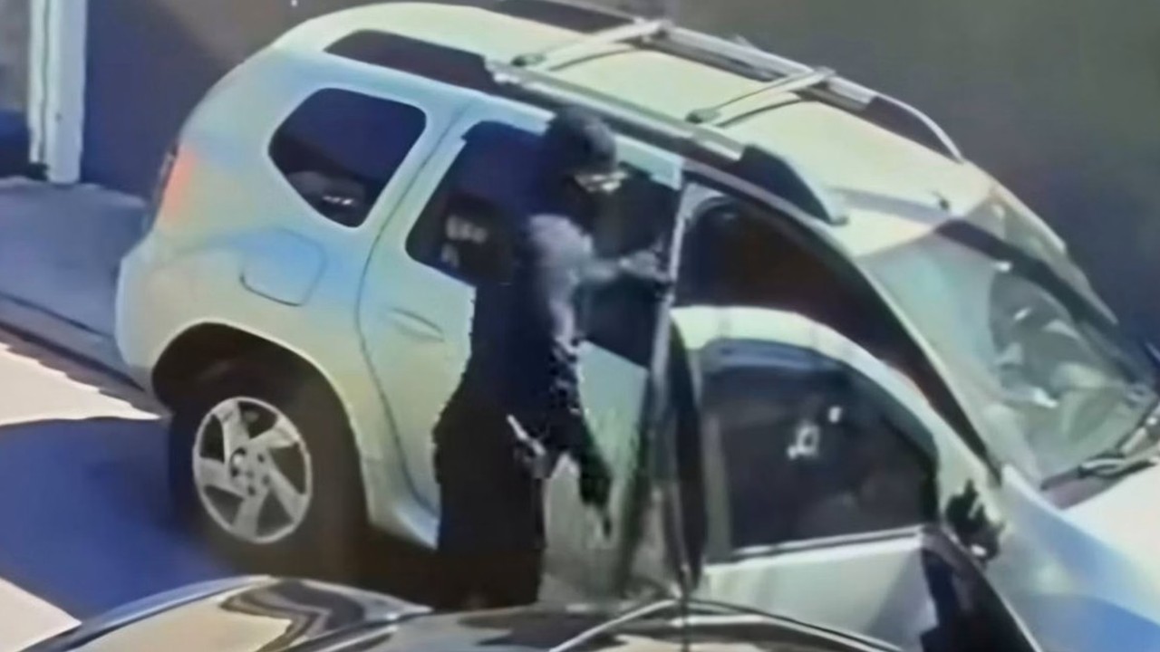 Vídeo: mulher é atingida por mais de 10 tiros à queima-roupa no Rio
