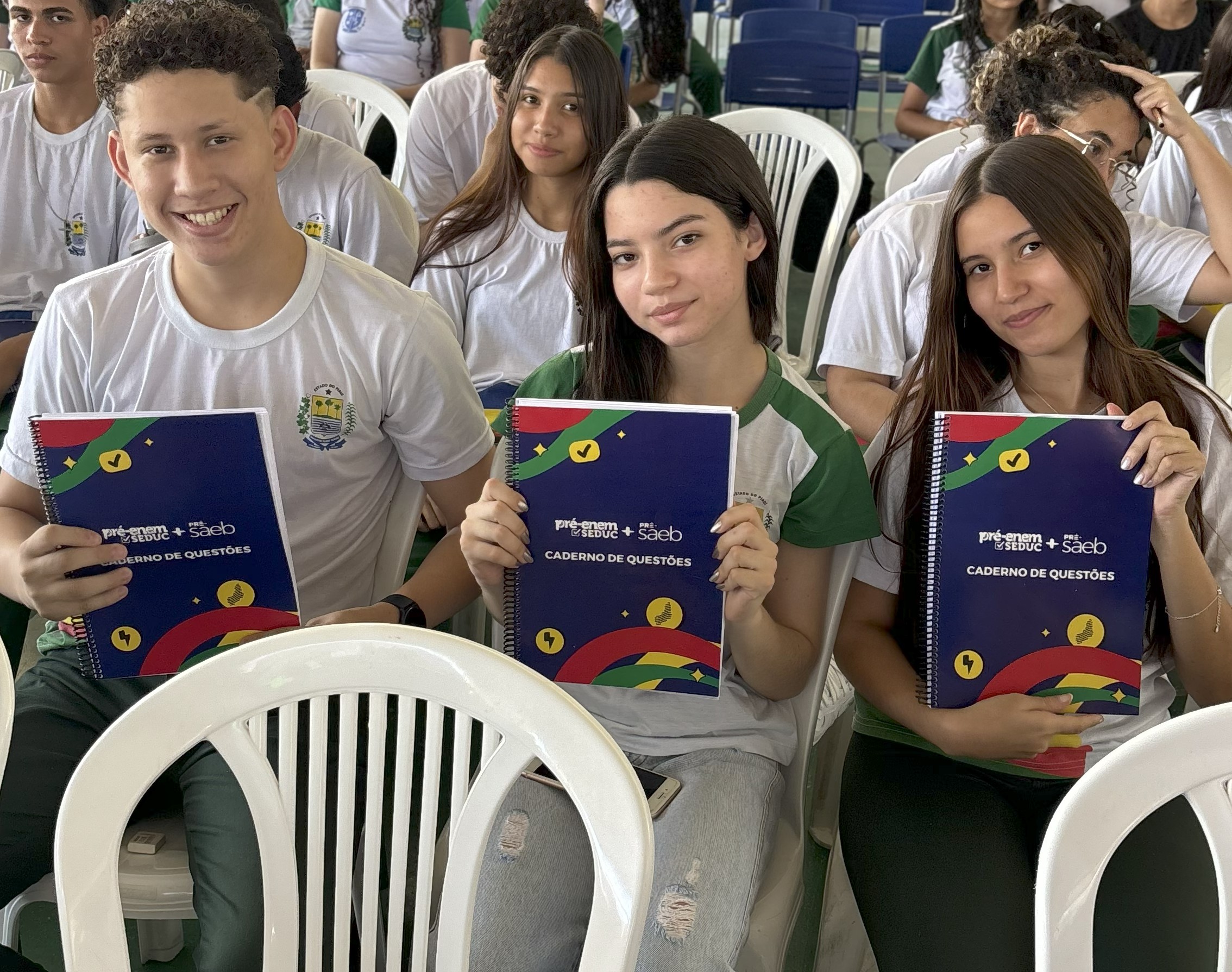 Pré-Enem Seduc mais Pré-Saeb 2025 reúne mais de 460 estudantes para revisão em Castelo do Piauí