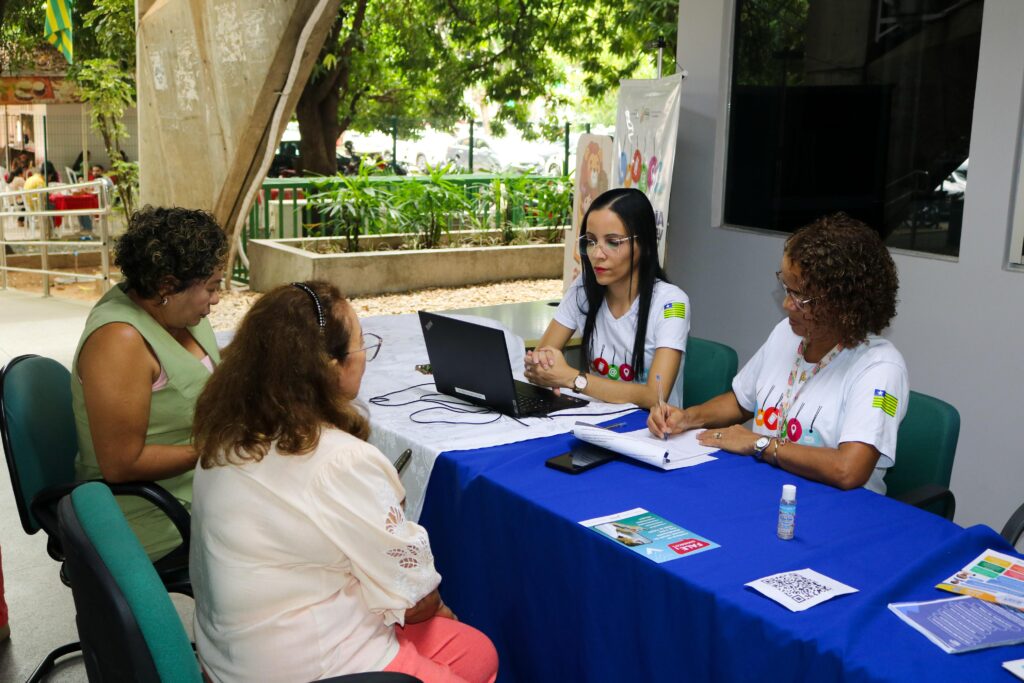 PiauíPrev leva Ação itinerante à Uespi e fortalece diálogo com segurados
