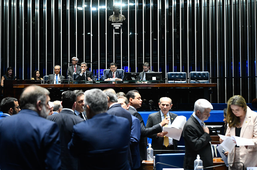 Senado aprova autorizações de empréstimos para estados e municípios