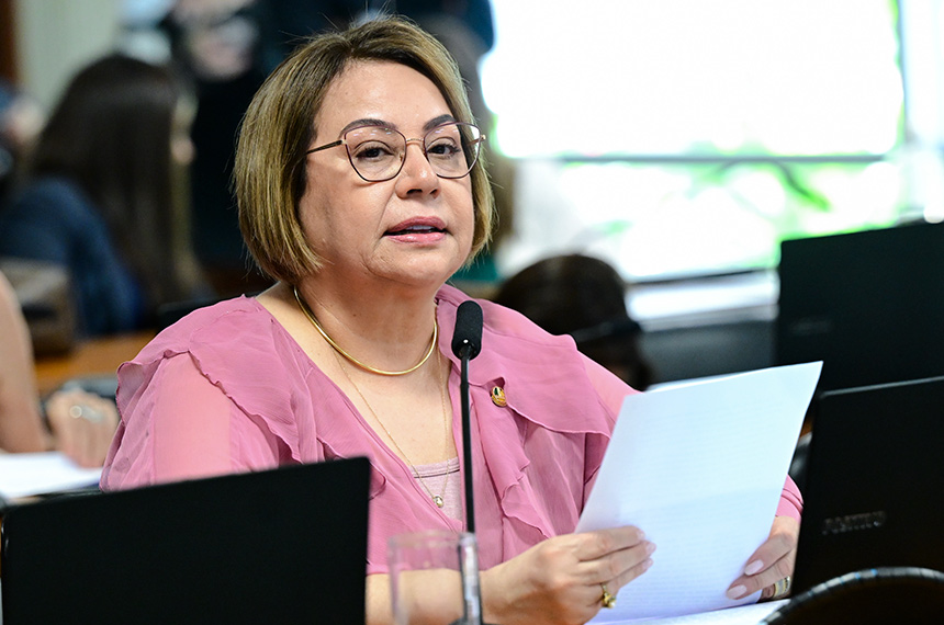 Vai à sanção a semana de cuidados com gestantes e mães