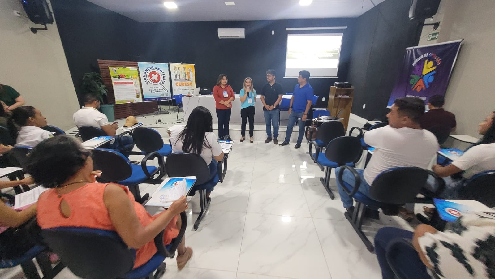 Profissionais da saúde participam de capacitação sobre agricultura familiar e segurança sanitária em Valença