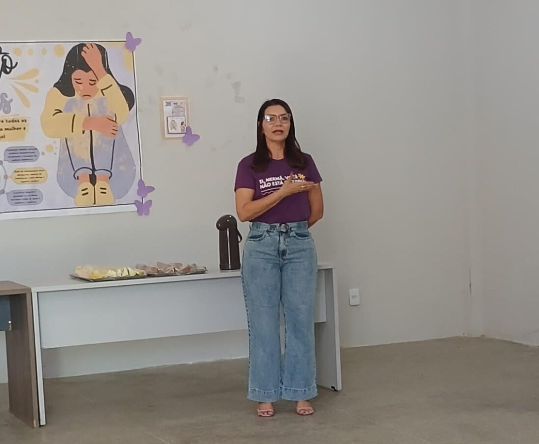 Sempi realiza palestra sobre combate à violência contra a mulher no CEIP Teresina