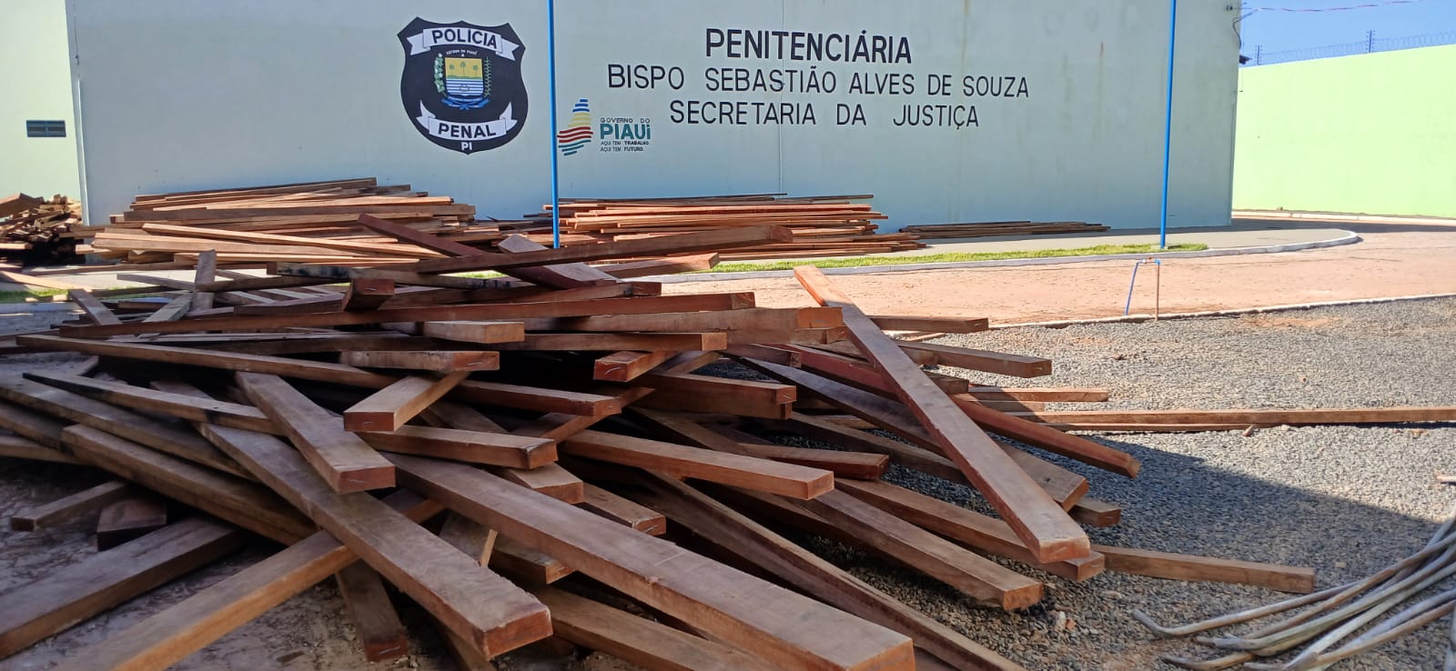 Grande apreensão de madeira irregular em Parnaíba reforça combate a crimes ambientais no Piauí