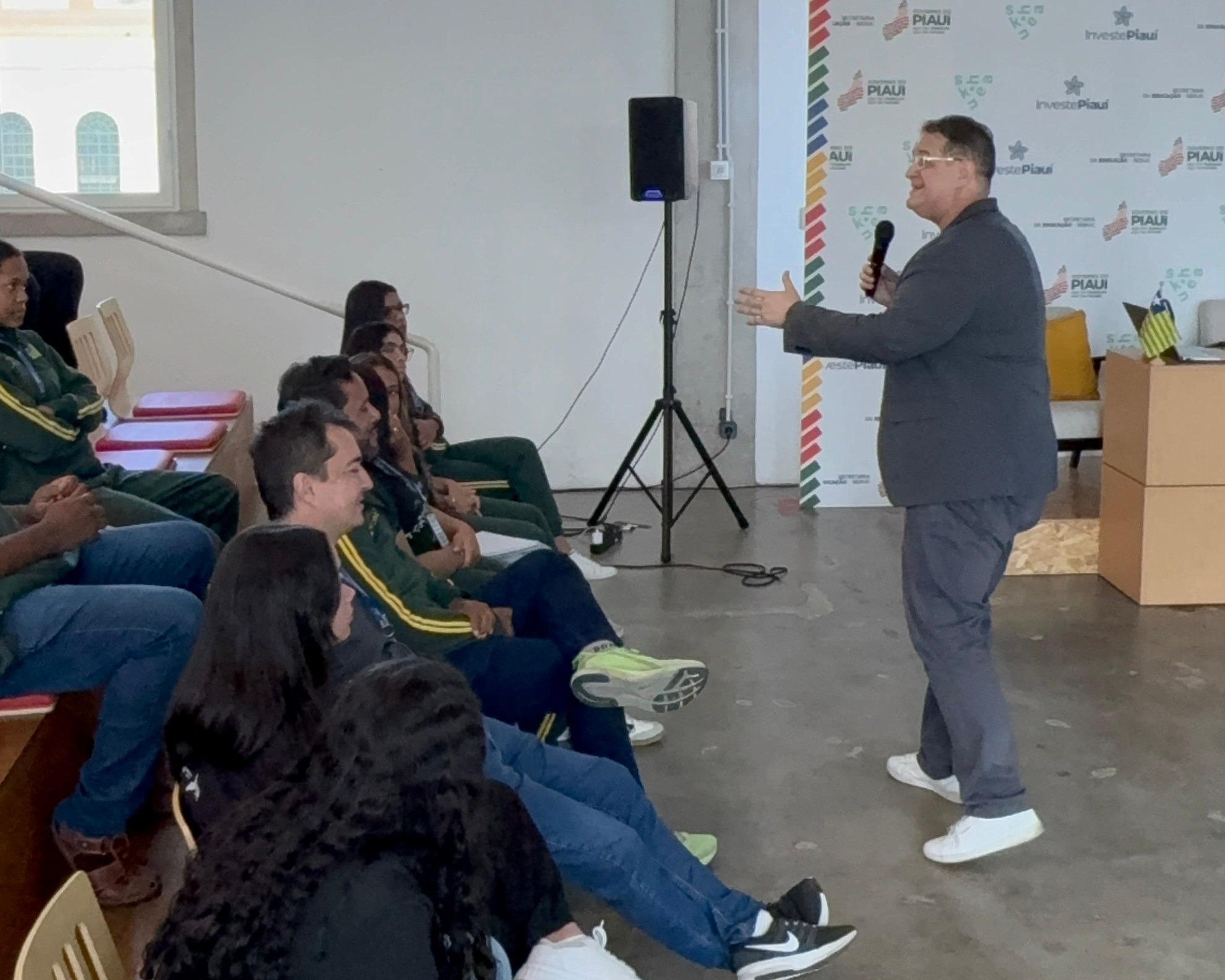 Estudantes piauienses participam de palestra em Lisboa sobre oportunidades de estudos em Portugal