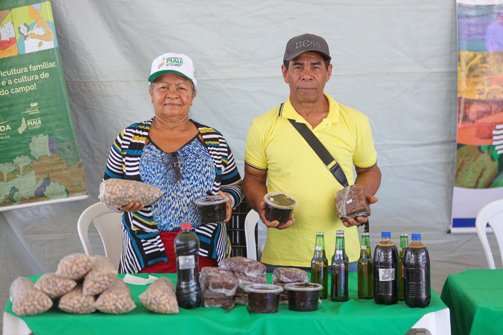 Cajucultura é destaque na Quitanda da Agricultura Familiar em Uruçuí