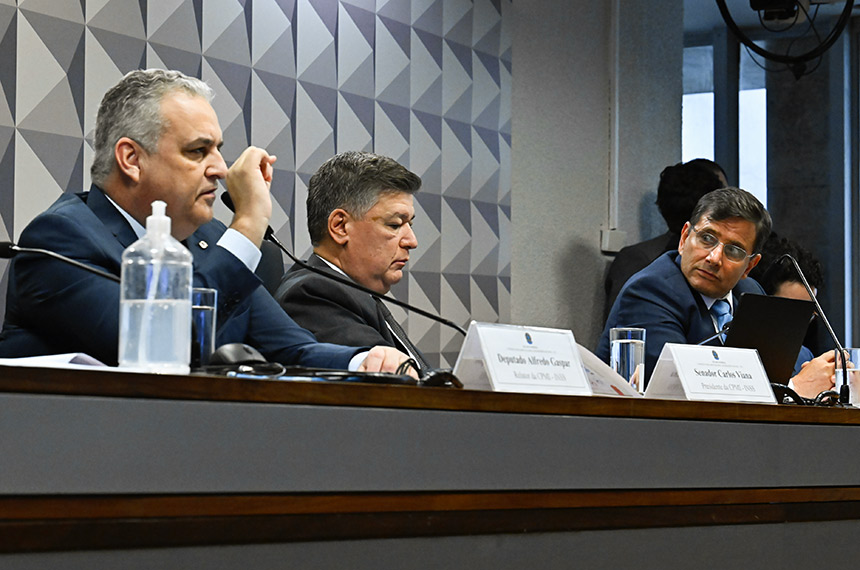 Advogado detalha esquema de fraudes no INSS; CPMI vai pedir prisões