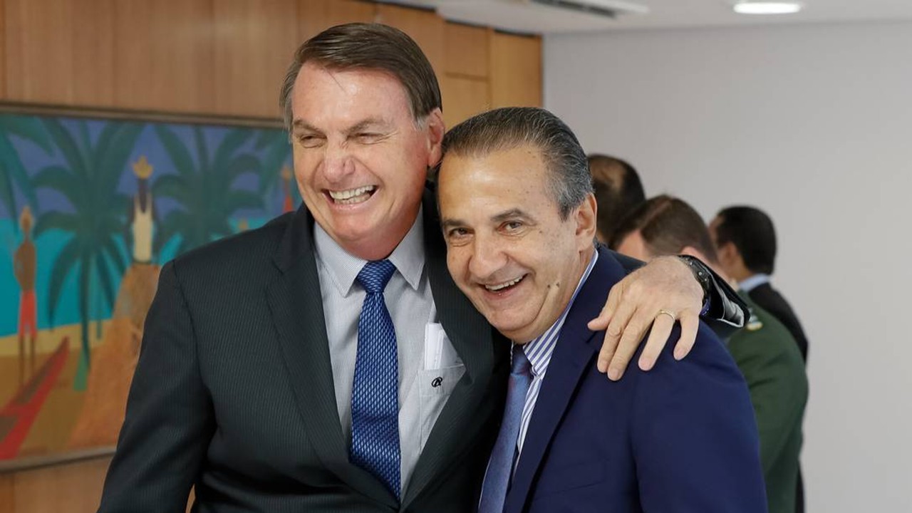 "Povo abençoado do Brasil": Malafaia quer soltar Bolsonaro em até 90 dias após condenação