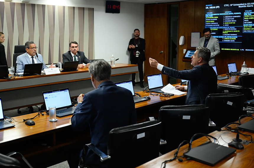 CTFC: plano de saúde deve avisar consumidor sobre descredenciamento de prestador