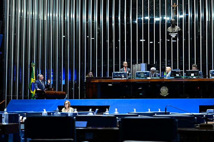 Vai à promulgação acordo de aviação Brasil-El Salvador de 2022