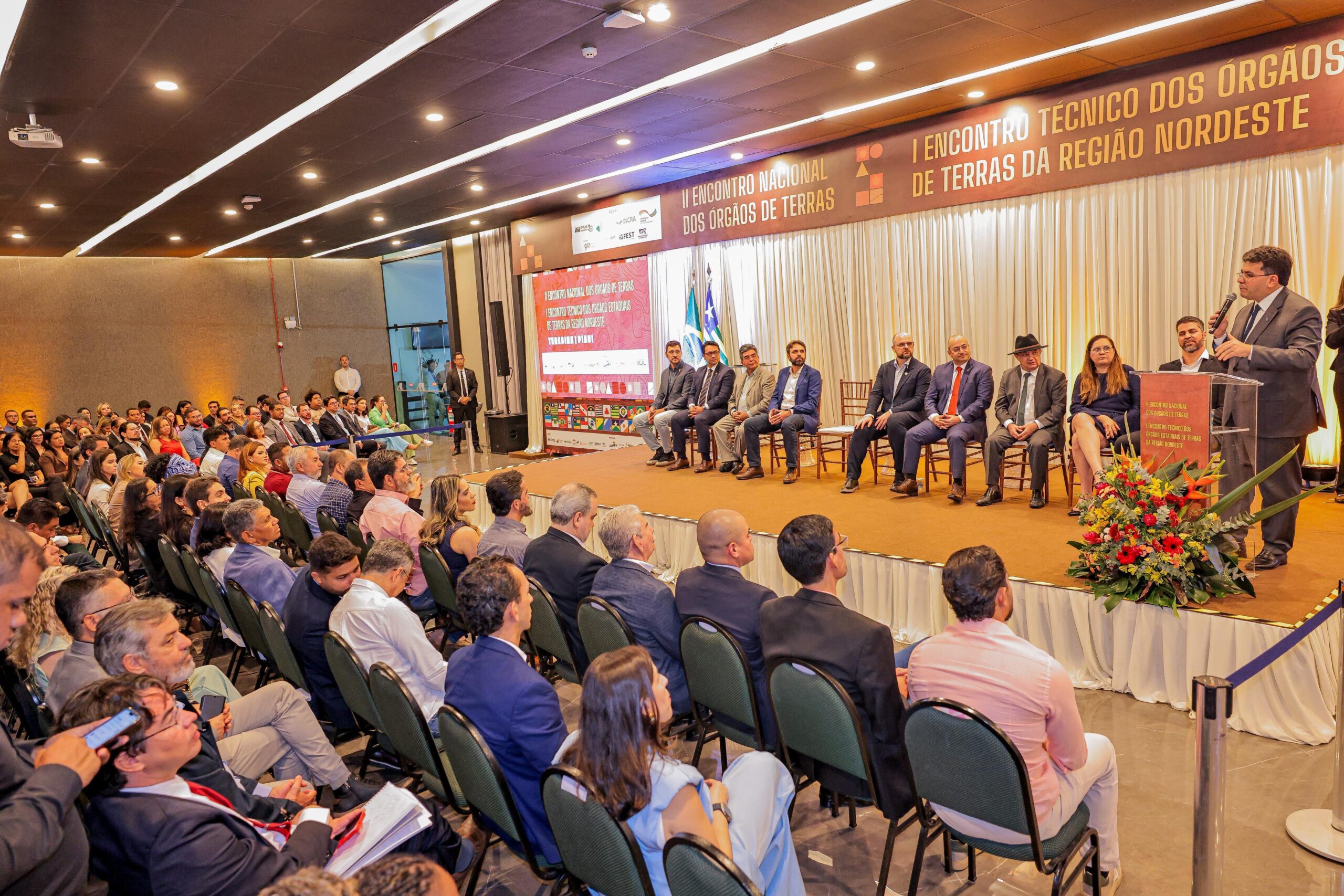 Em encontro nacional realizado em Teresina, Piauí assina acordo que impulsiona modernização da governança fundiária