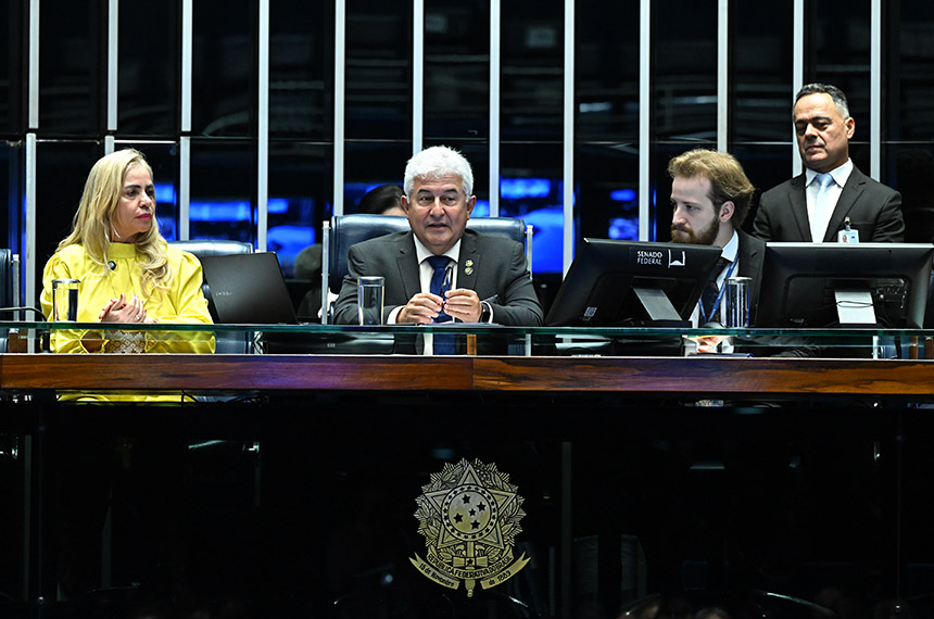Sessão ressalta papel da ciência e da biologia para o futuro do país