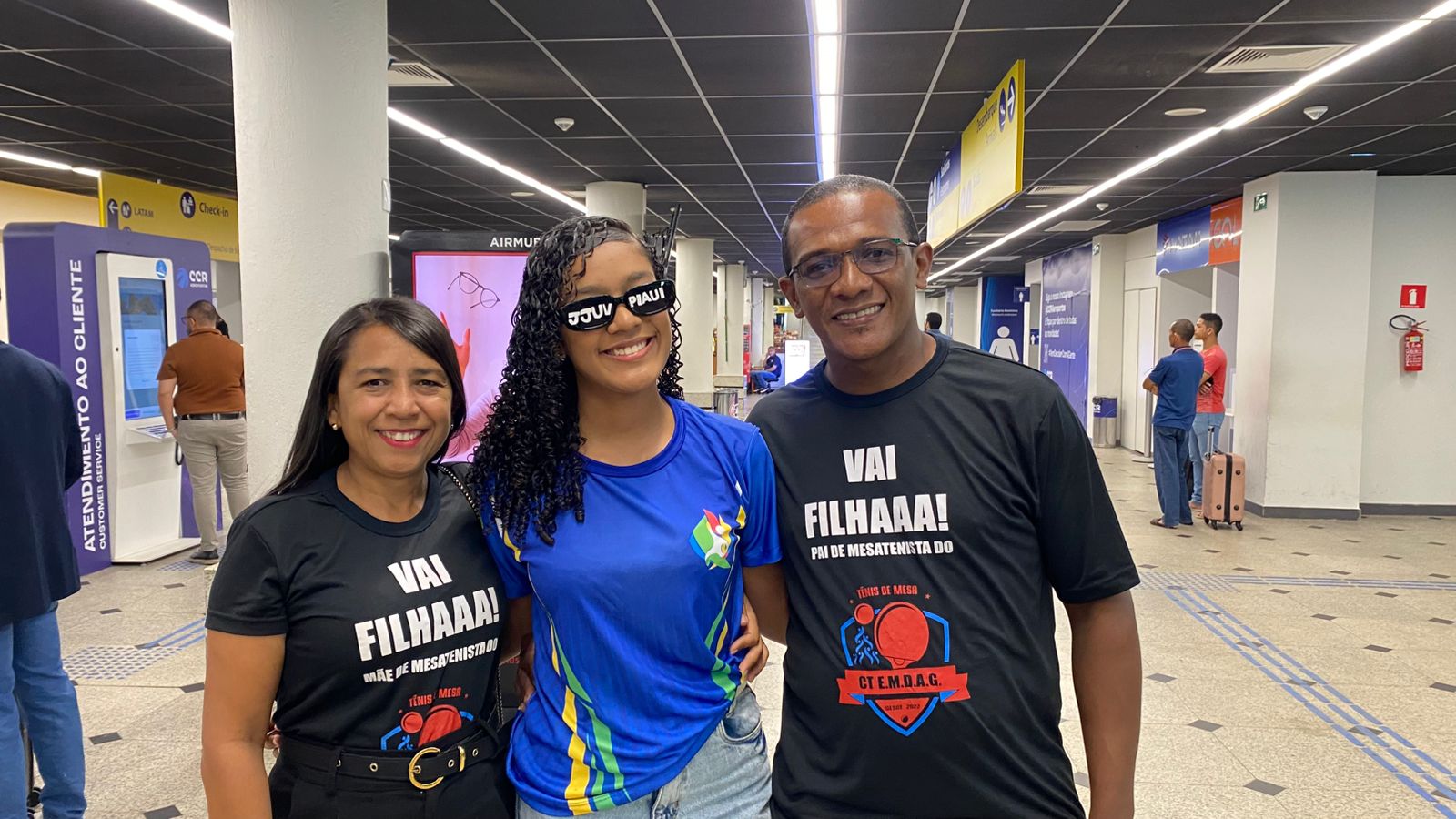 Delegação do Piauí embarca rumo aos Jogos da Juventude, em Brasília