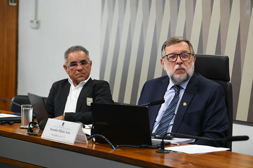 Especialistas cobram mais investimento para pesquisas sobre terras raras