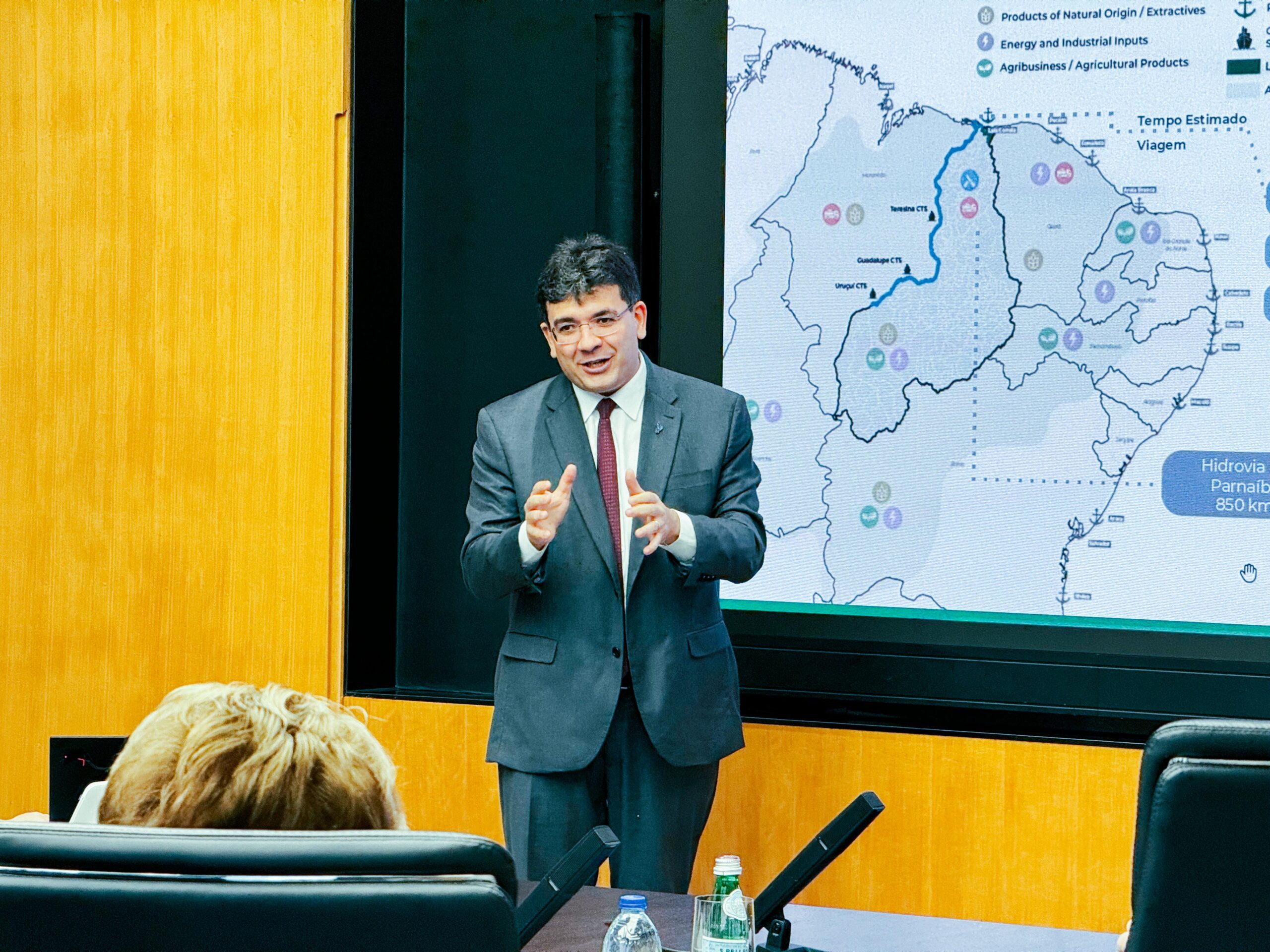 Na China, Rafael busca financiamento com banco do BRICS para hidrovia do Parnaíba e Porto Piauí