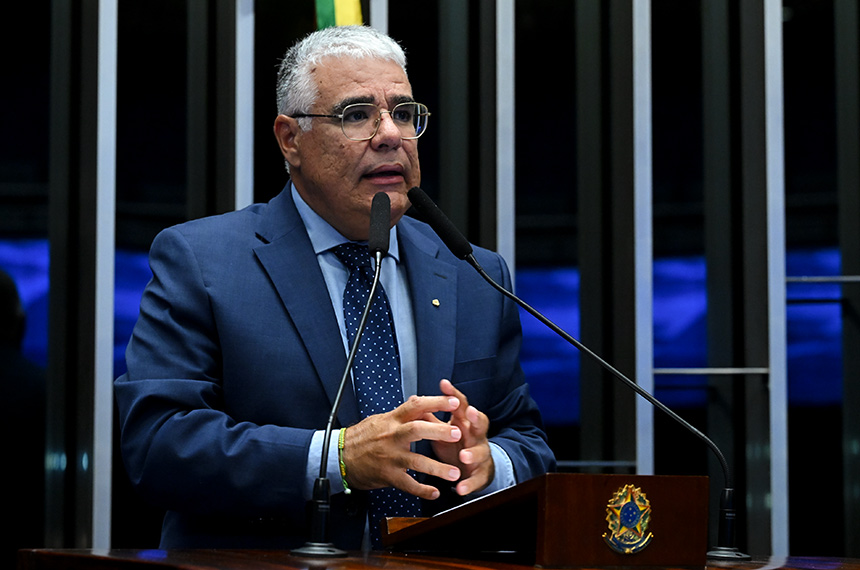 Girão diz que voto de Fux 'desmoralizou processo', e pede anistia