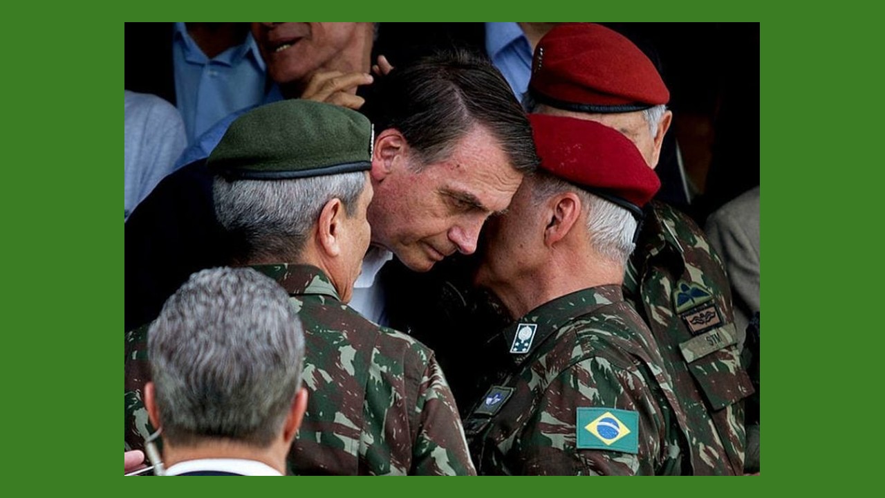 Bolsonaro condenado, multado e poderá perder a patente militar. Veja a sitação dos demais