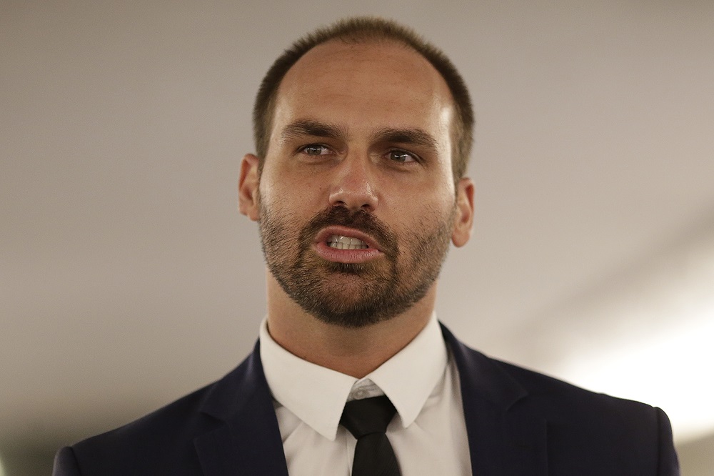 PF abre processo disciplinar contra Eduardo Bolsonaro