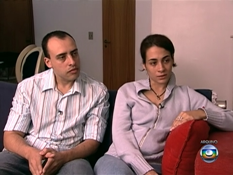 Vizinhos fazem abaixo-assinado para expulsar casal Nardoni