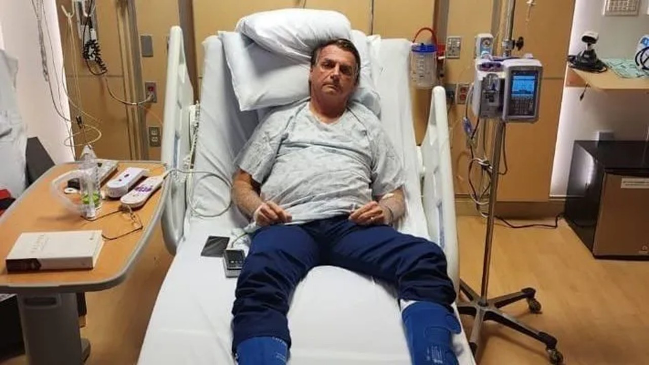 HISTÓRICO DE ATLETA: Todo dia, agora, uma nova notícia sobre a saúde de Bolsonaro