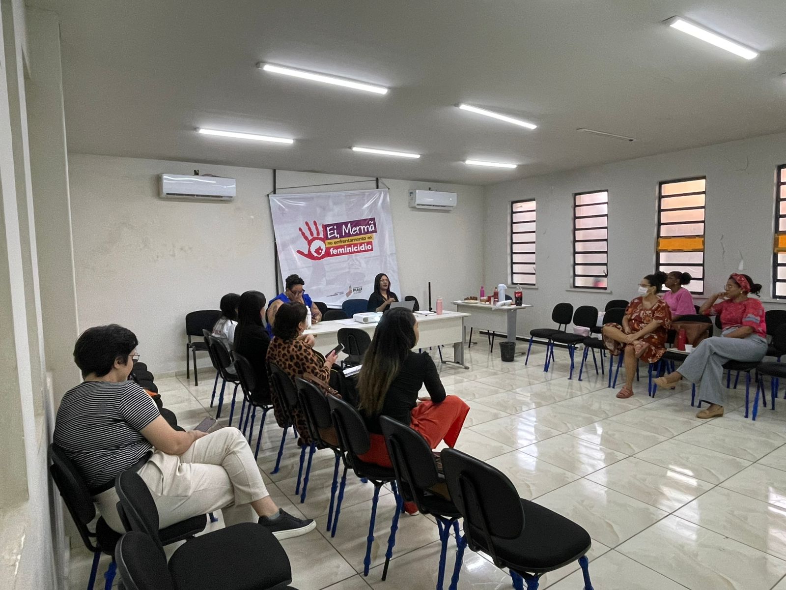 Sempi alinha fluxos para aprimorar atendimento da Central de Acolhimento do protocolo “Ei, Mermã, Não se Cale”